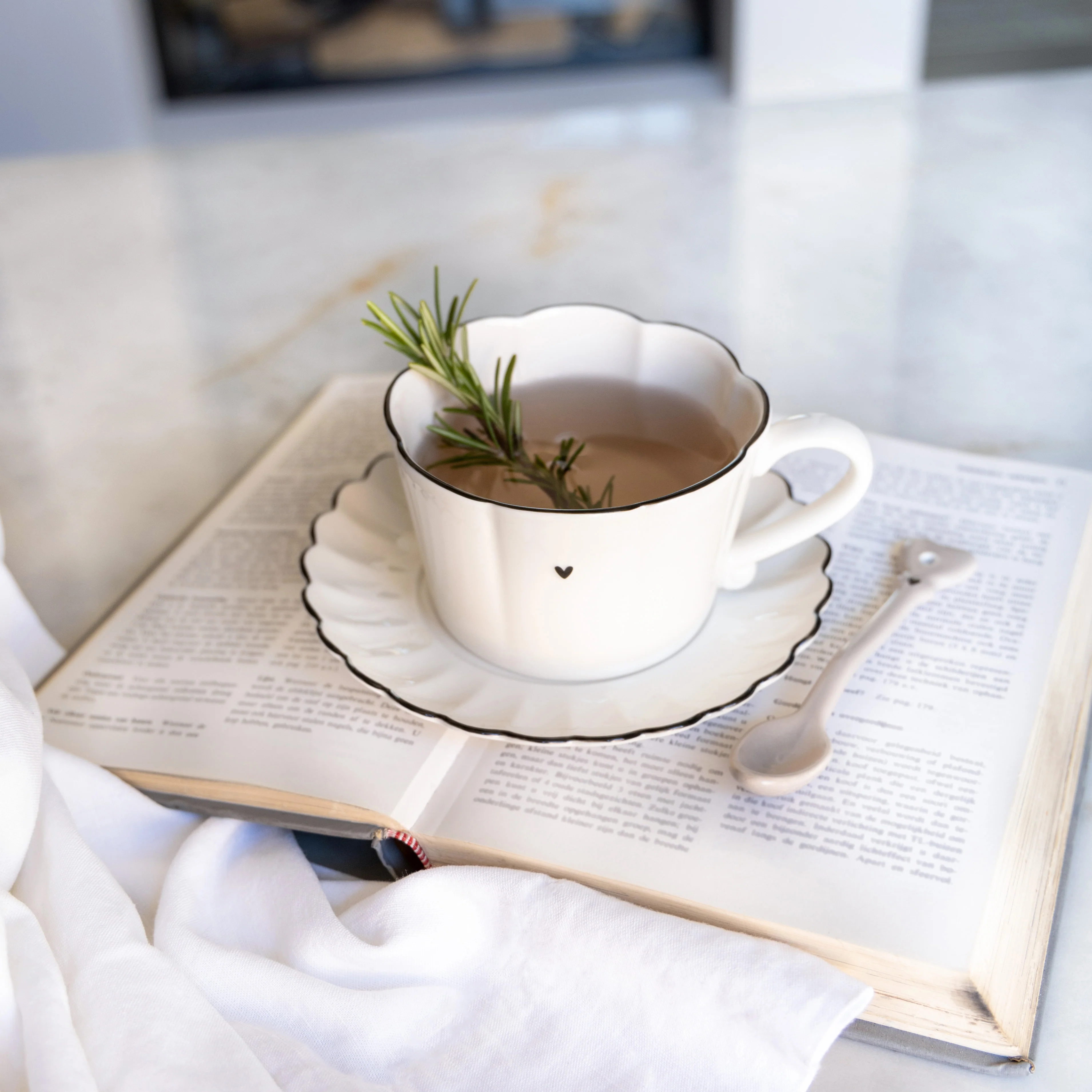 TAZZA A FIORE - CUORE - Woodlume