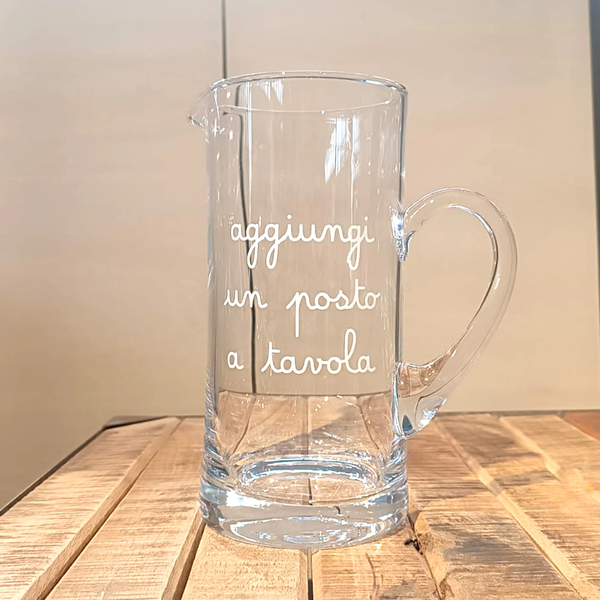 CARAFFA AGGIUNGI UN POSTO A TAVOLA - Woodlume