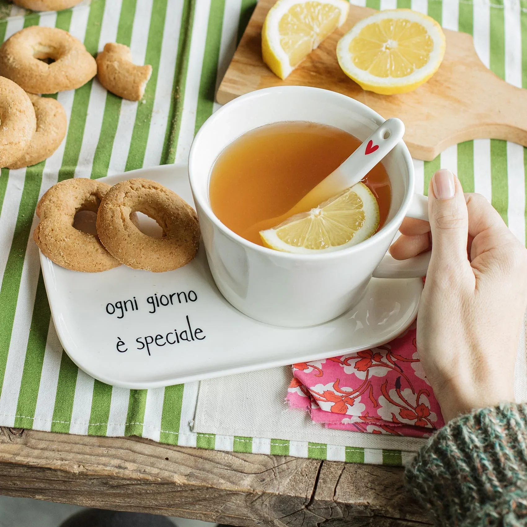 PIATTO PER TAZZA DA COLAZIONE OGNI GIORNO E' SPECIALE - Woodlume