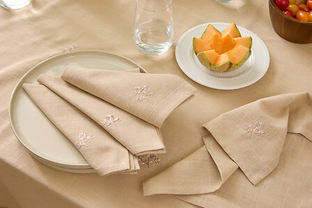 SET 4 TOVAGLIOLI CON RICAMO BEIGE - Woodlume