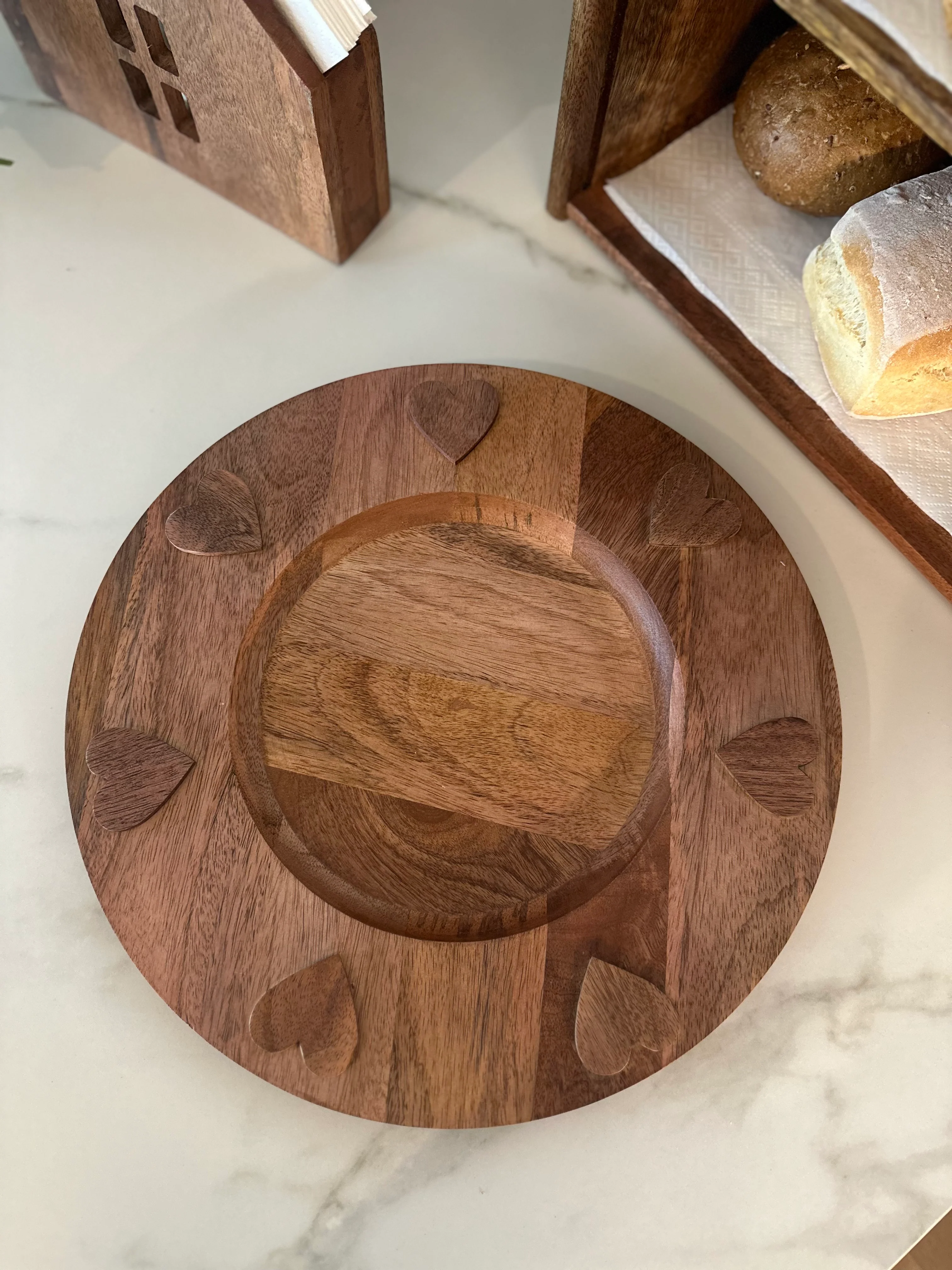 SOTTOPIATTO IN LEGNO E CUORI IN RILIEVO WOODLUME - Woodlume
