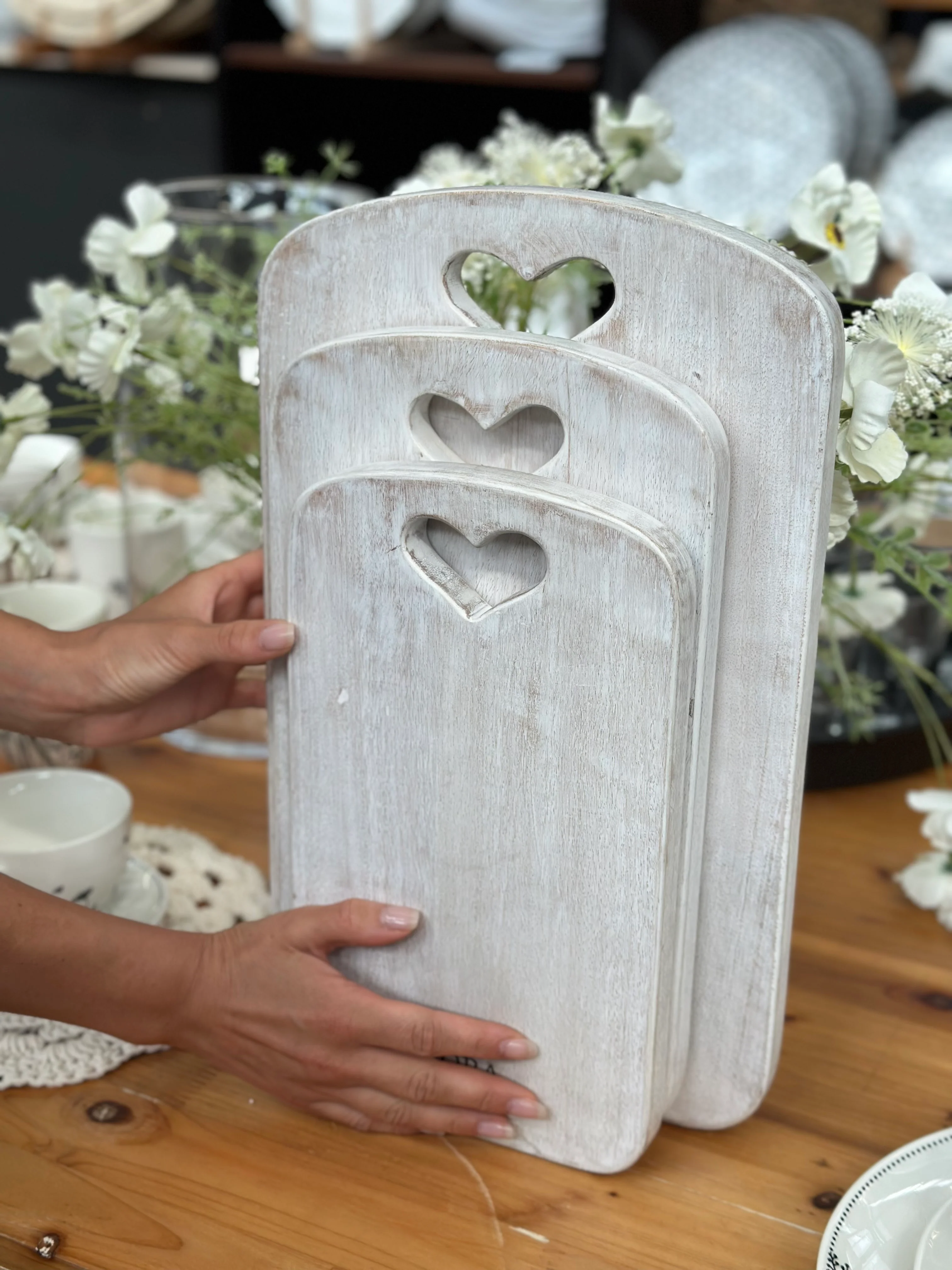 TAGLIERE DECORATIVO IN LEGNO SBIANCATO - Woodlume